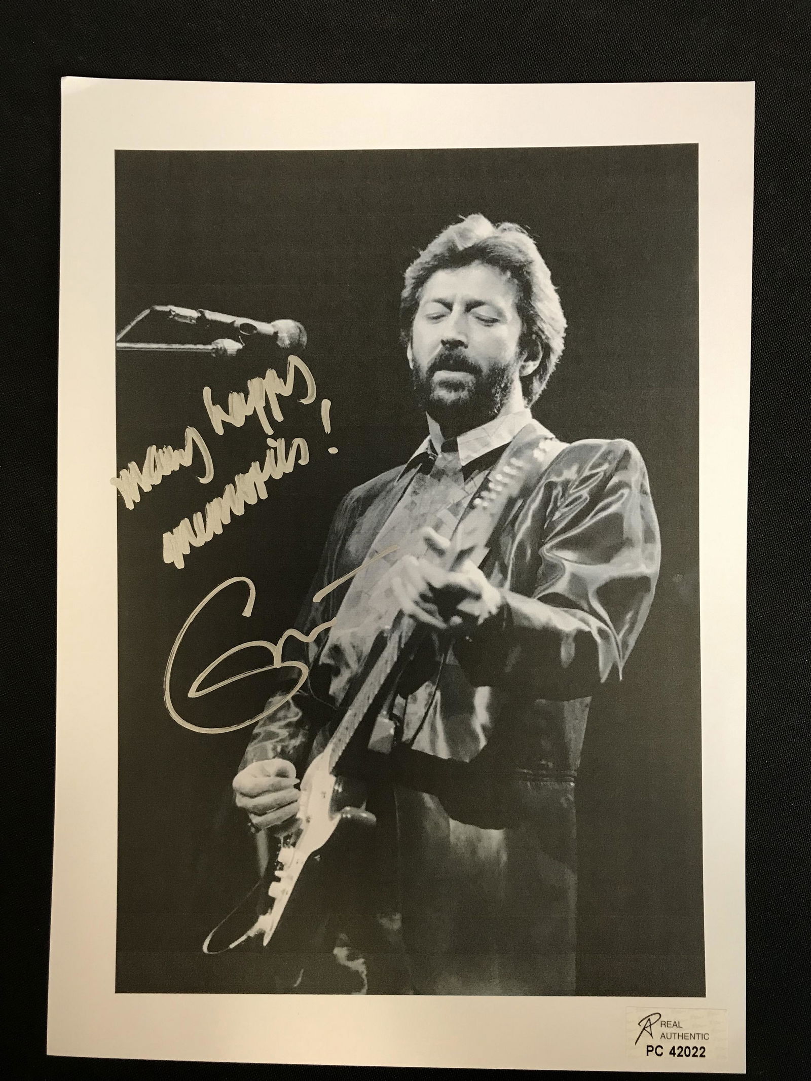 ERIC CLAPTON SIGNED 8X10 PHOTO (RA COA) (1 of 2)