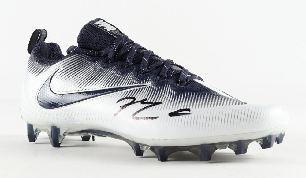 MAXX CROSBY SIGNED NIKE FOOTBALL CLEAT (BECKETT COA) (1 of 3)