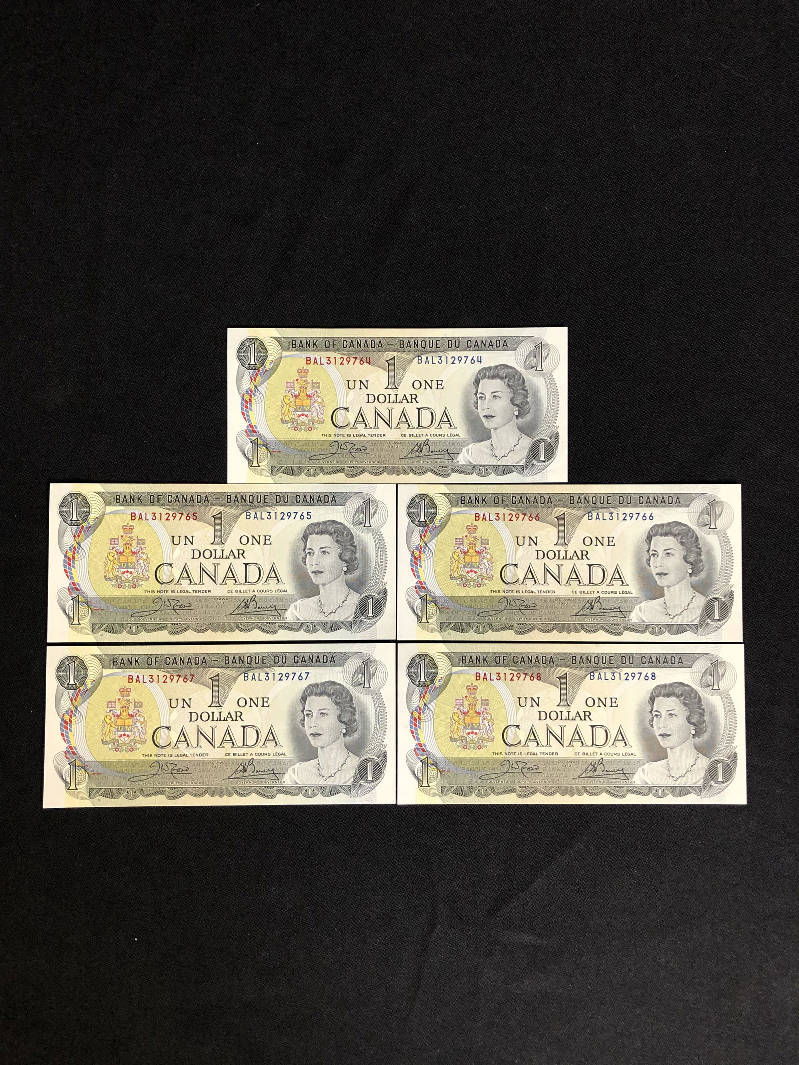 (5) 1973 CANADIAN $1 BANK NOTE LOT (1 of 1)