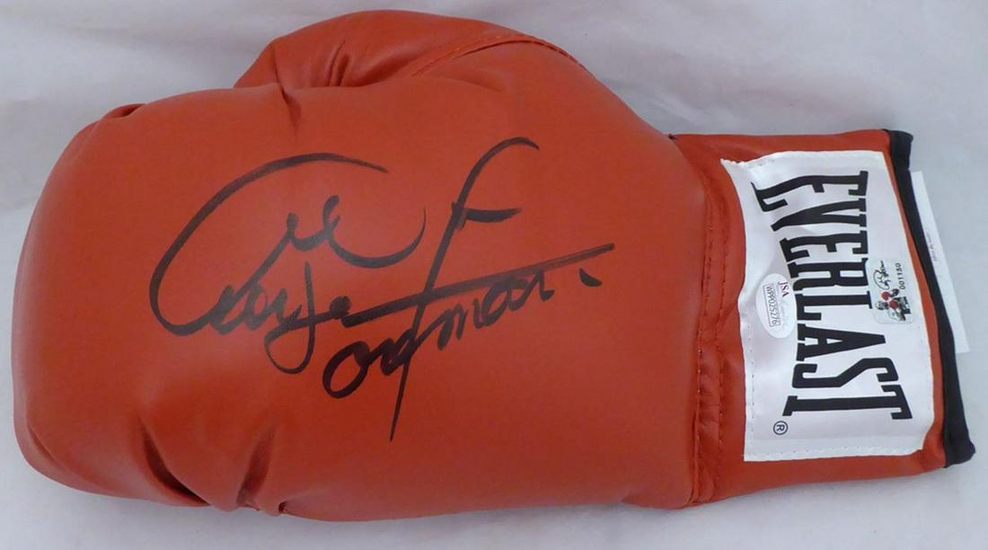 GEORGE FOREMAN SIGNED RED EVERLAST BOXING GLOVE (JSA COA) (1 of 3)