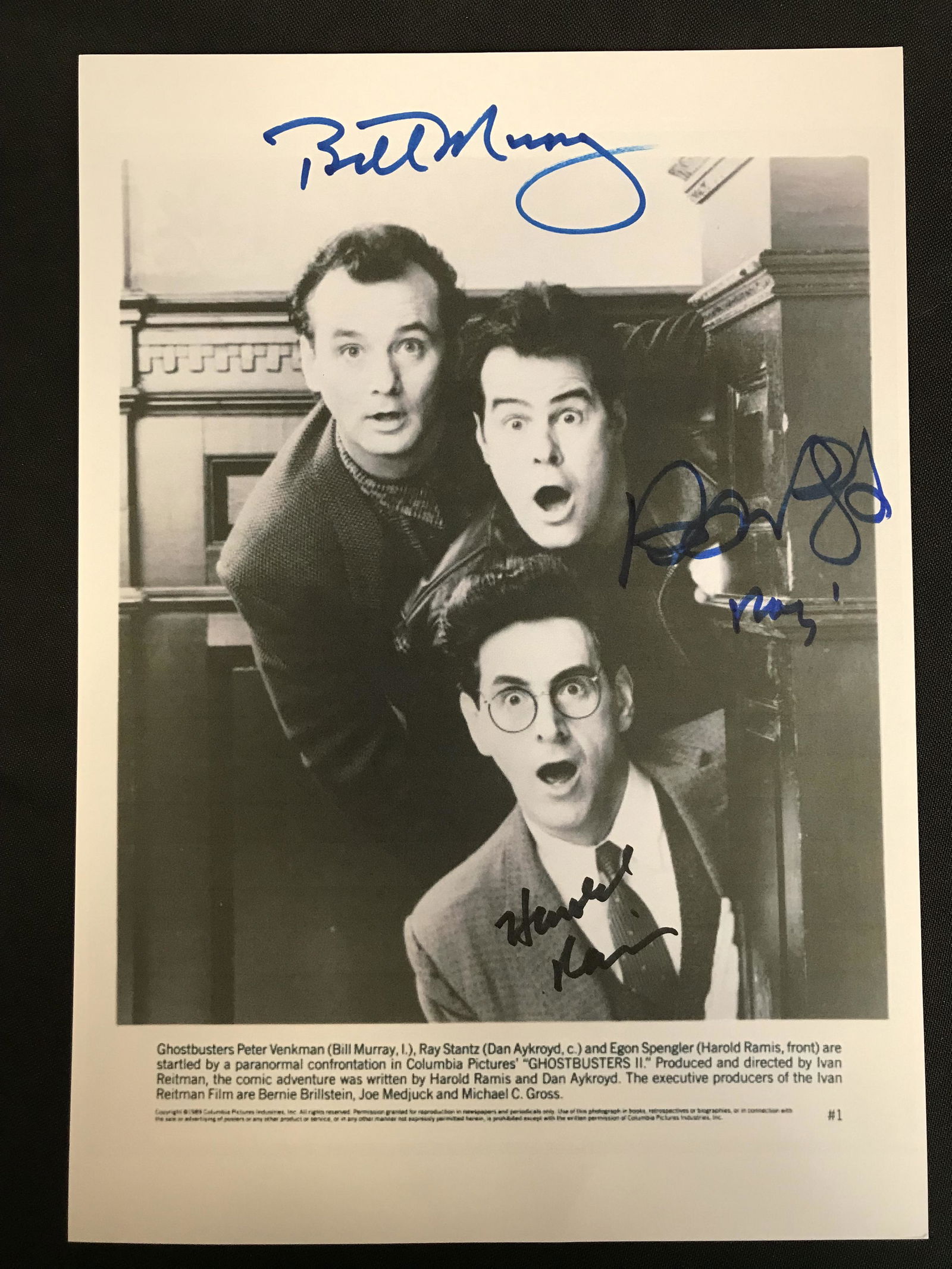 BILL MURRAY, DAN AYKROYD, HARRY RAMIS SIGNED GHOSTBUSTERS 8X10 PHOTO (RA COA) (1 of 2)