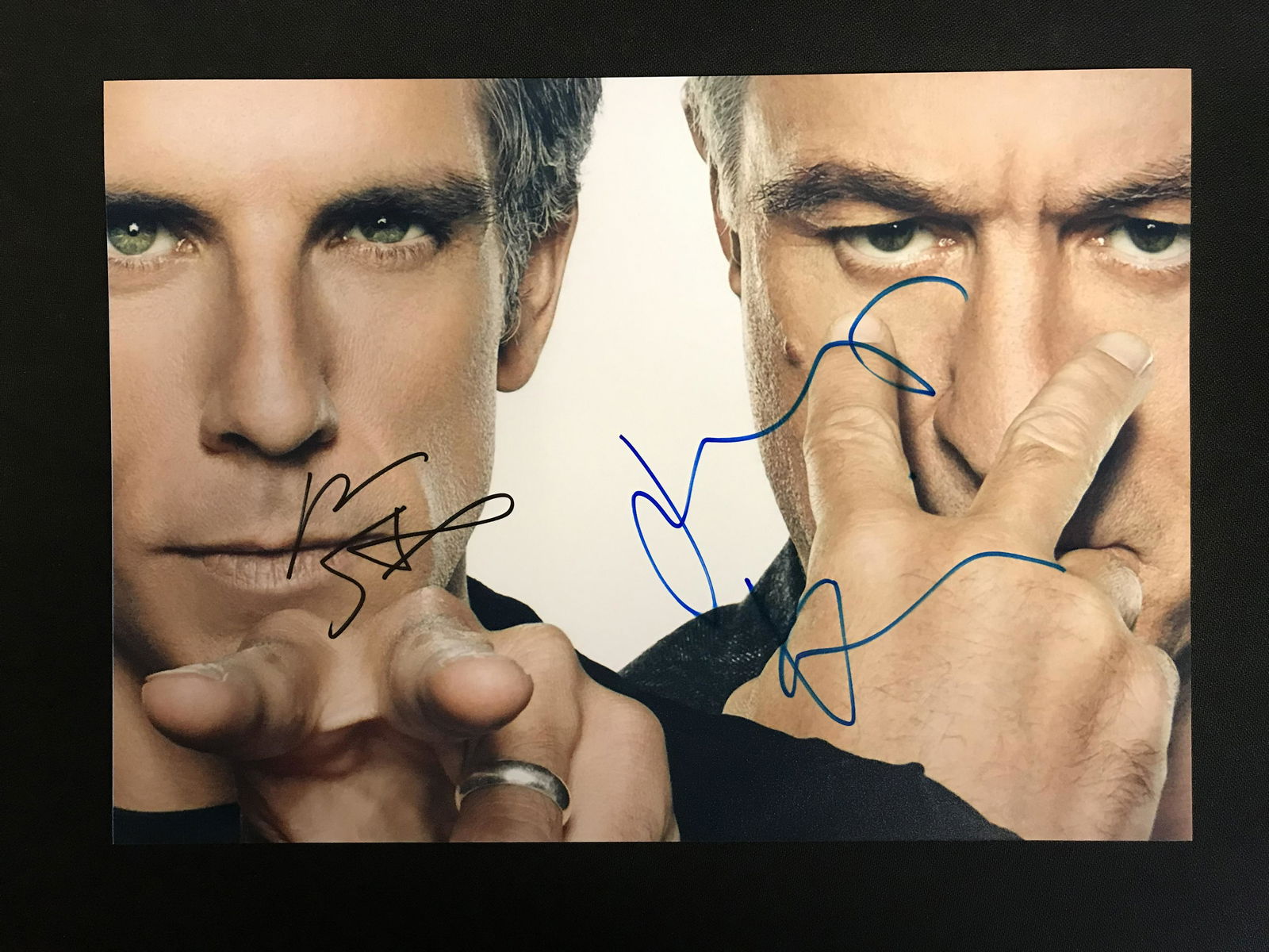 BEN STILLER AND ROBERT DE NIRO SIGNED 8X10 PHOTO (RA COA) (1 of 2)