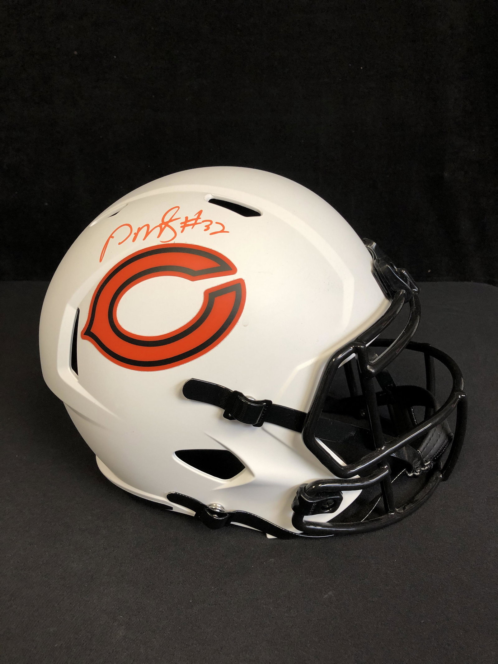 DAVID MONTGOMERY SIGNED FULL SIZE LUNAR ECLIPSE HELMET (BECKETT COA) (1 of 3)