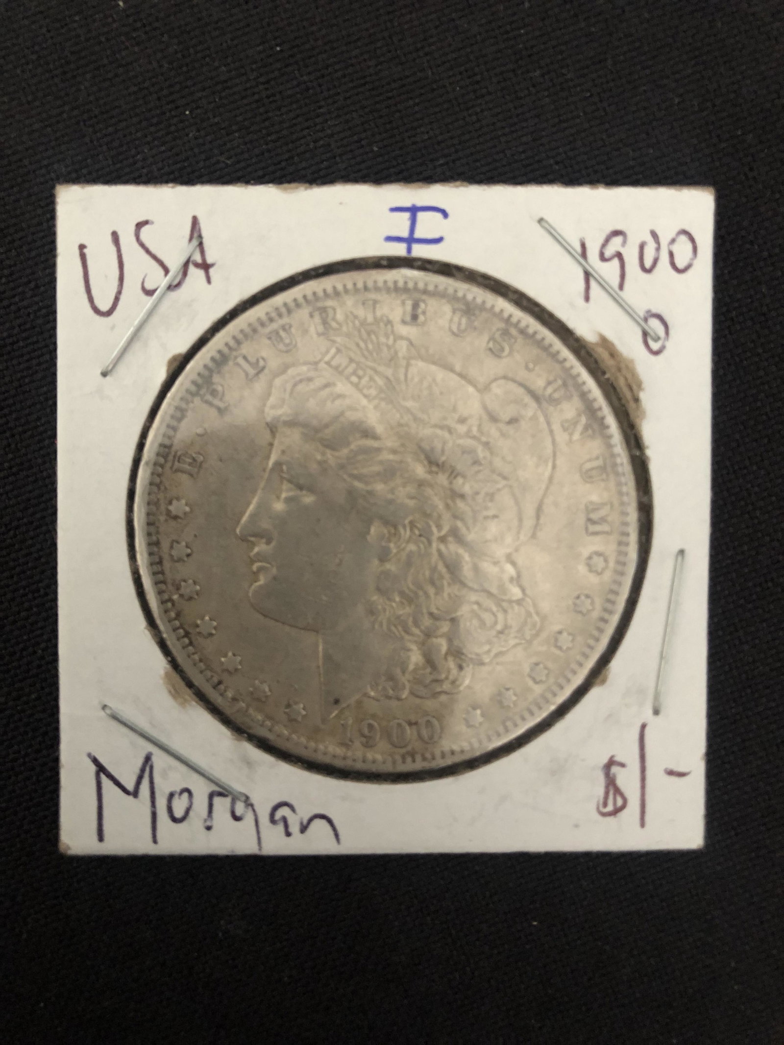 1900 USA MORGAN SILVER DOLLAR (1 of 1)