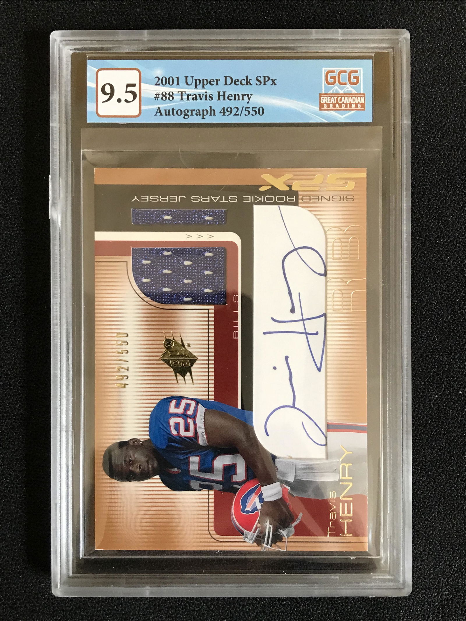 2001 UPPER DECK SPx NO.88 TRAVIS HENRY AUTOGRAPH 492/550 (GCG 9.5) (1 of 2)