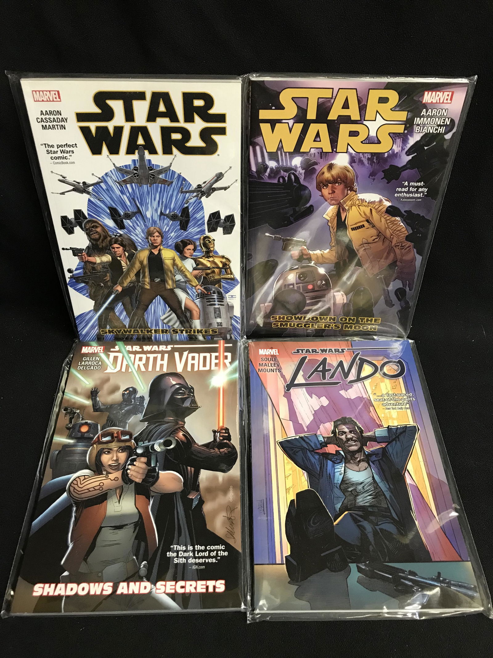 ASSORTED STAR WARS GRAPHIC NOVEL COMIC BOOK LOT (1 of 1)