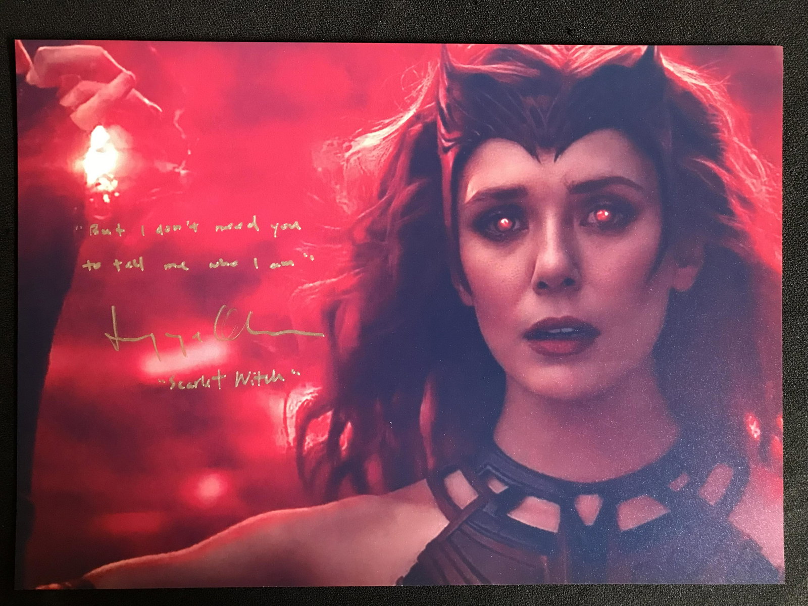 ELIZABETH OLSON SIGNED 8X10 PHOTO (RA COA): ELIZABETH OLSON SIGNED 8X10 PHOTO (RA COA)