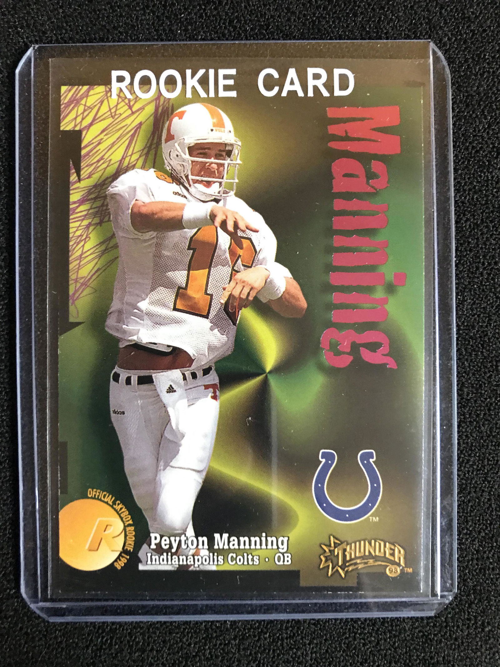 1998 SKYBOX PEYTON MANNING PROSPECT (1 of 2)