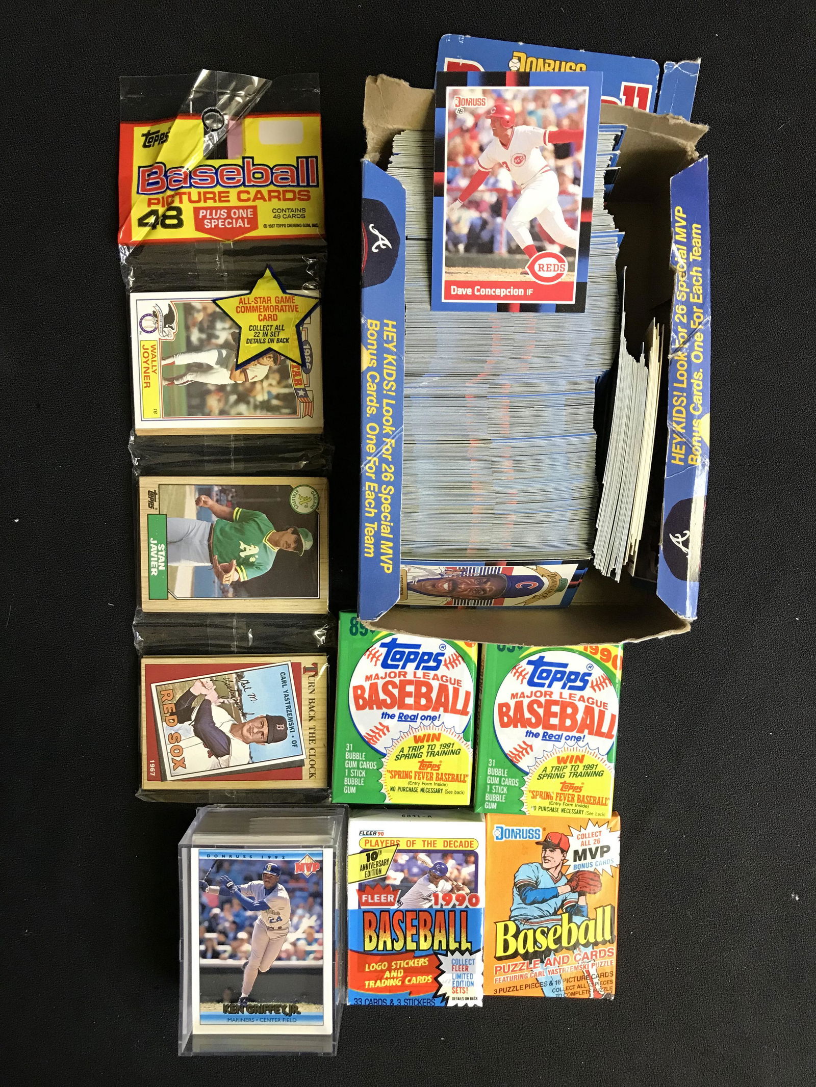 ASSORTED MLB TRADING CARD LOT (1 of 1)