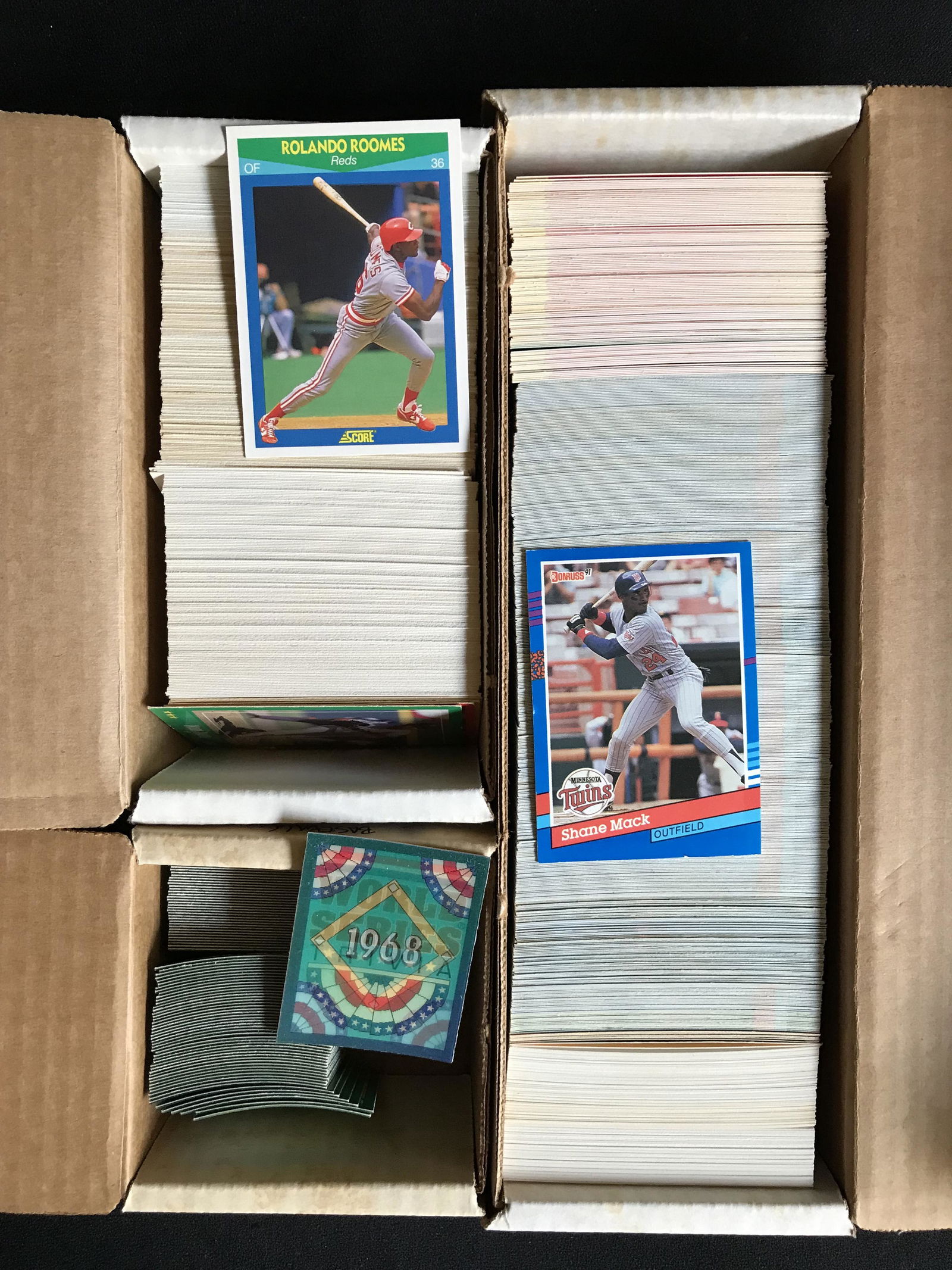 ASSORTED MLB TRADING CARD LOT (1 of 1)