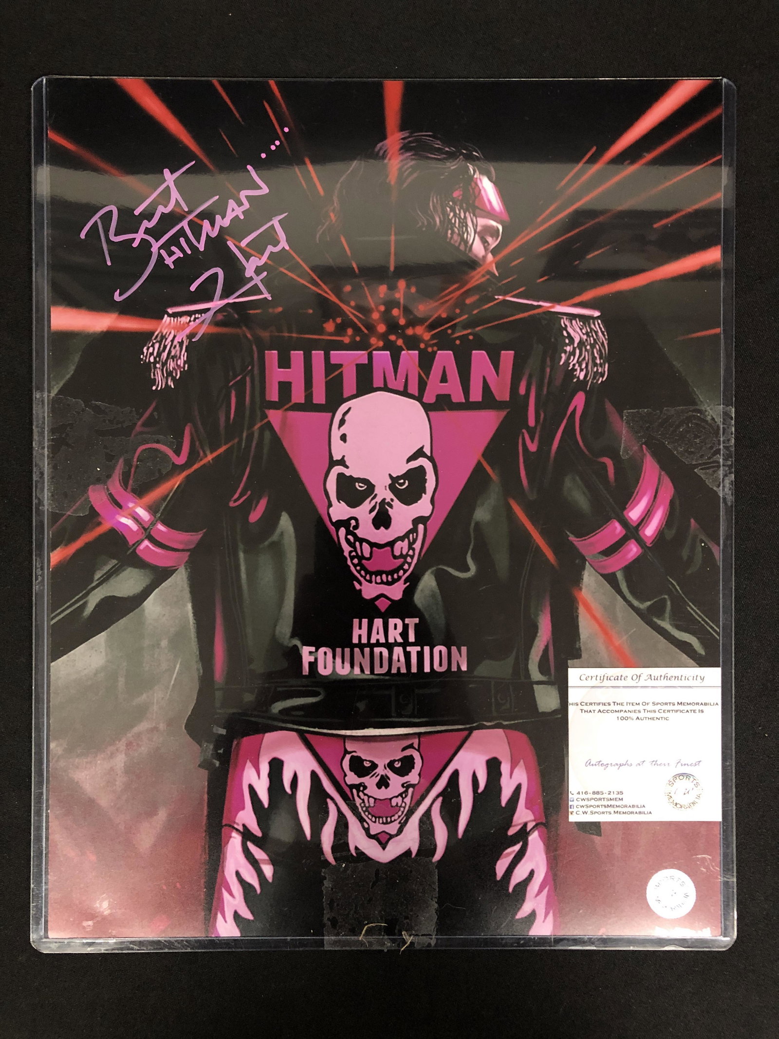 BRETT THE HITMAN HART SIGNED 11 X 14 (SCHWARTZ COA): BRETT THE HITMAN HART SIGNED 11 X 14 (SCHWARTZ COA)