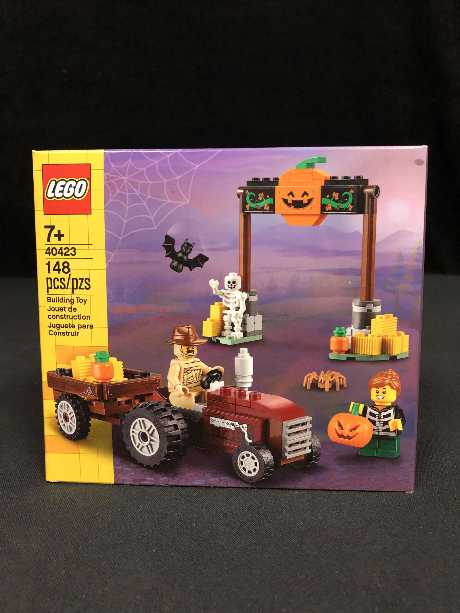 Sealed Lego Halloween Hayride 40423 Retired 2020 Seasonal Set New Factory Sealed Box!: Sealed Lego Halloween Hayride 40423 Retired 2020 Seasonal Set New Factory Sealed Box!