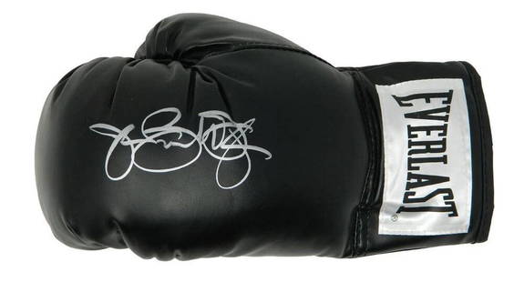 James "Buster" Douglas Signed Everlast Boxing Glove (Schwartz): James "Buster" Douglas Signed Everlast Boxing Glove (Schwartz)