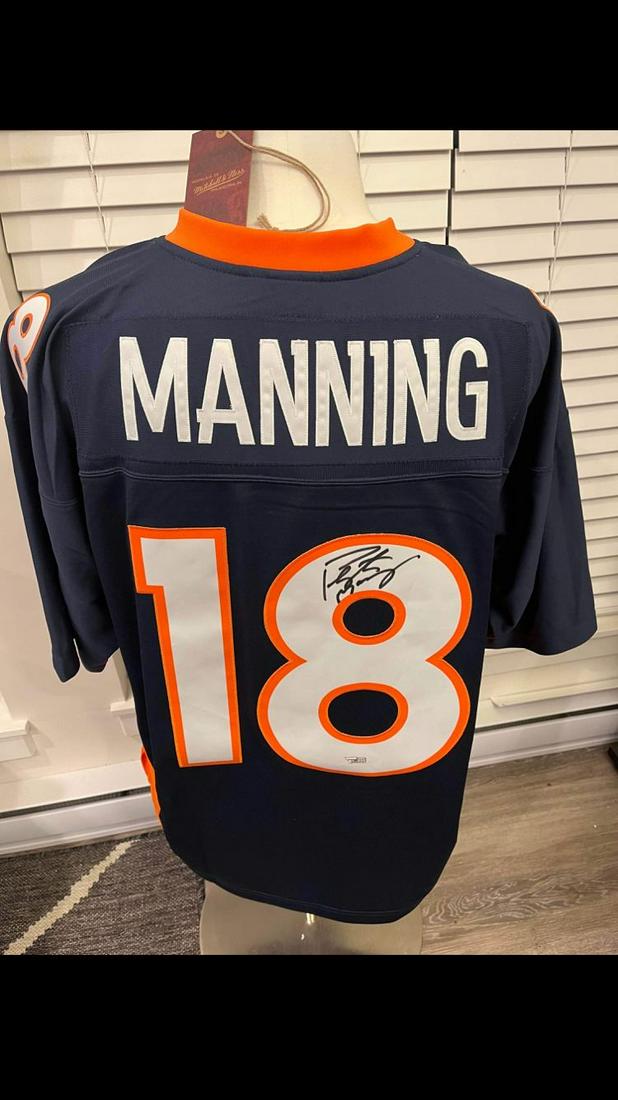 PEYTON MANNING SIGNED NFL BRONCOS JERSEY (FANATICS HOLO) (1 of 2)