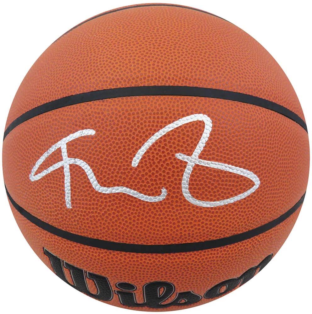KEVIN GARNETT SIGNED WILSON INDOOR/OUTDOOR NBA BASKETBALL (SCHWARTZ COA) (1 of 1)
