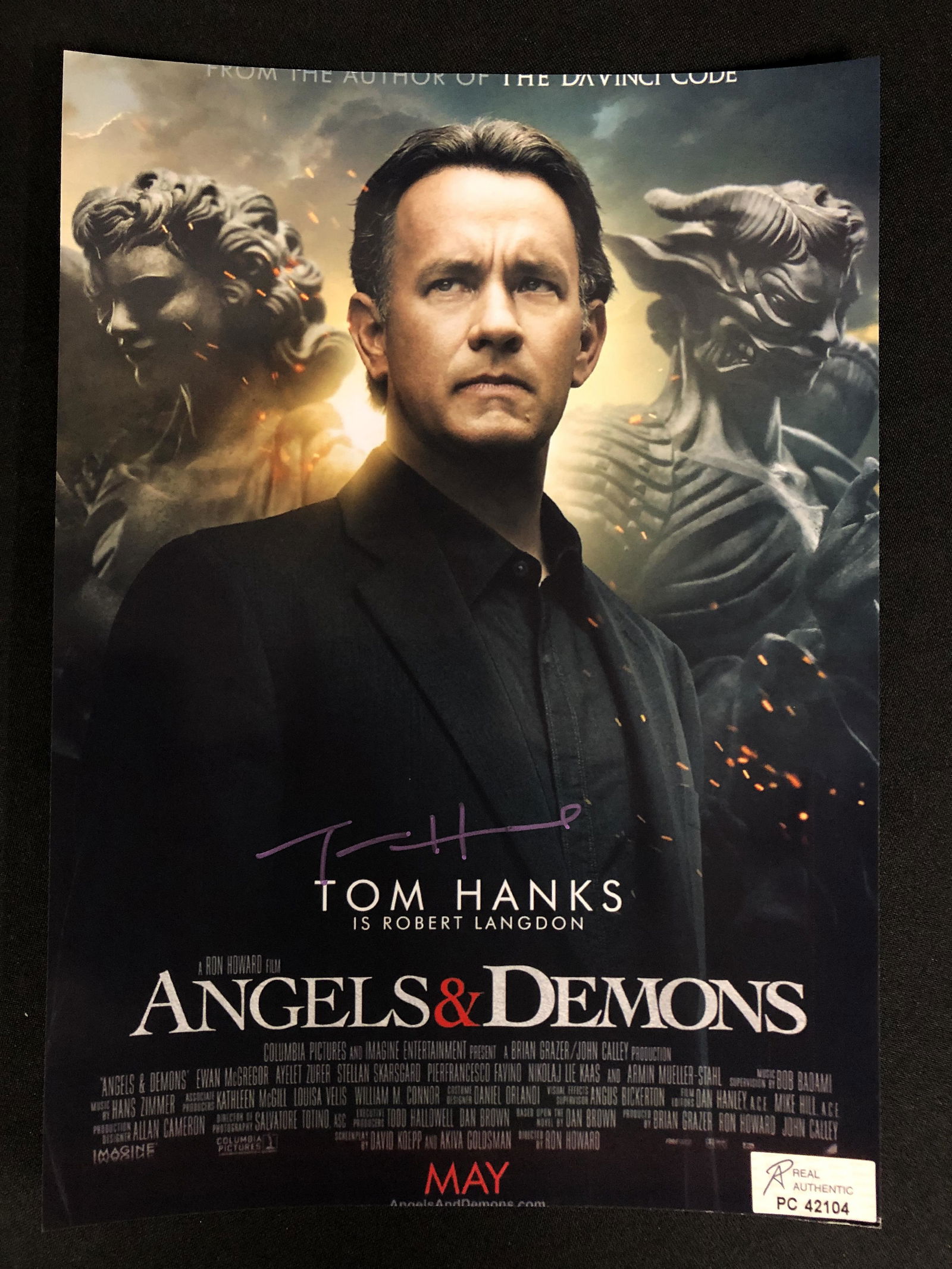 TOM HANKS SIGNED 8X10 PHOTO (RA COA) (1 of 2)