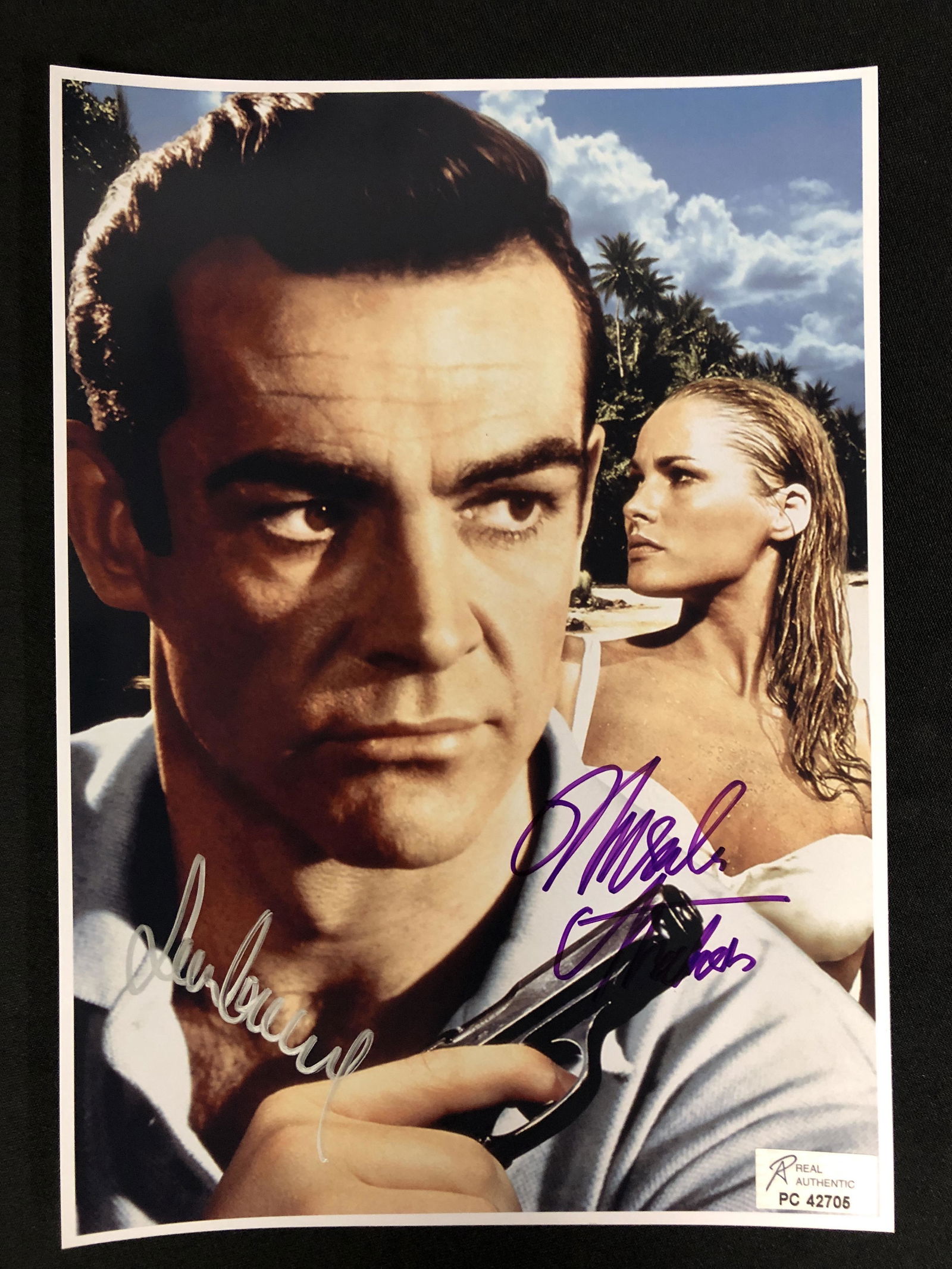 SEAN CONNERY AND URSULA ANDREAS SIGNED JAMES BOND 8 X 10 (RA COA) (1 of 2)