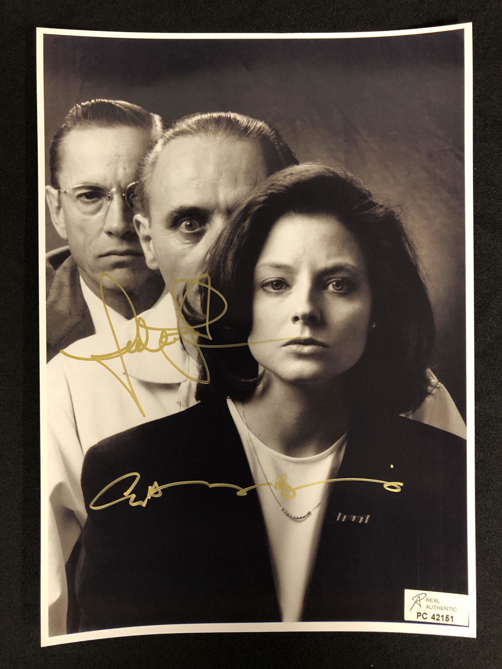 ANTHONY HOPKINS AND JODIE FOSTER SIGNED SILENCE OF THE LAMBS 8 X 10 (RA COA) (1 of 2)