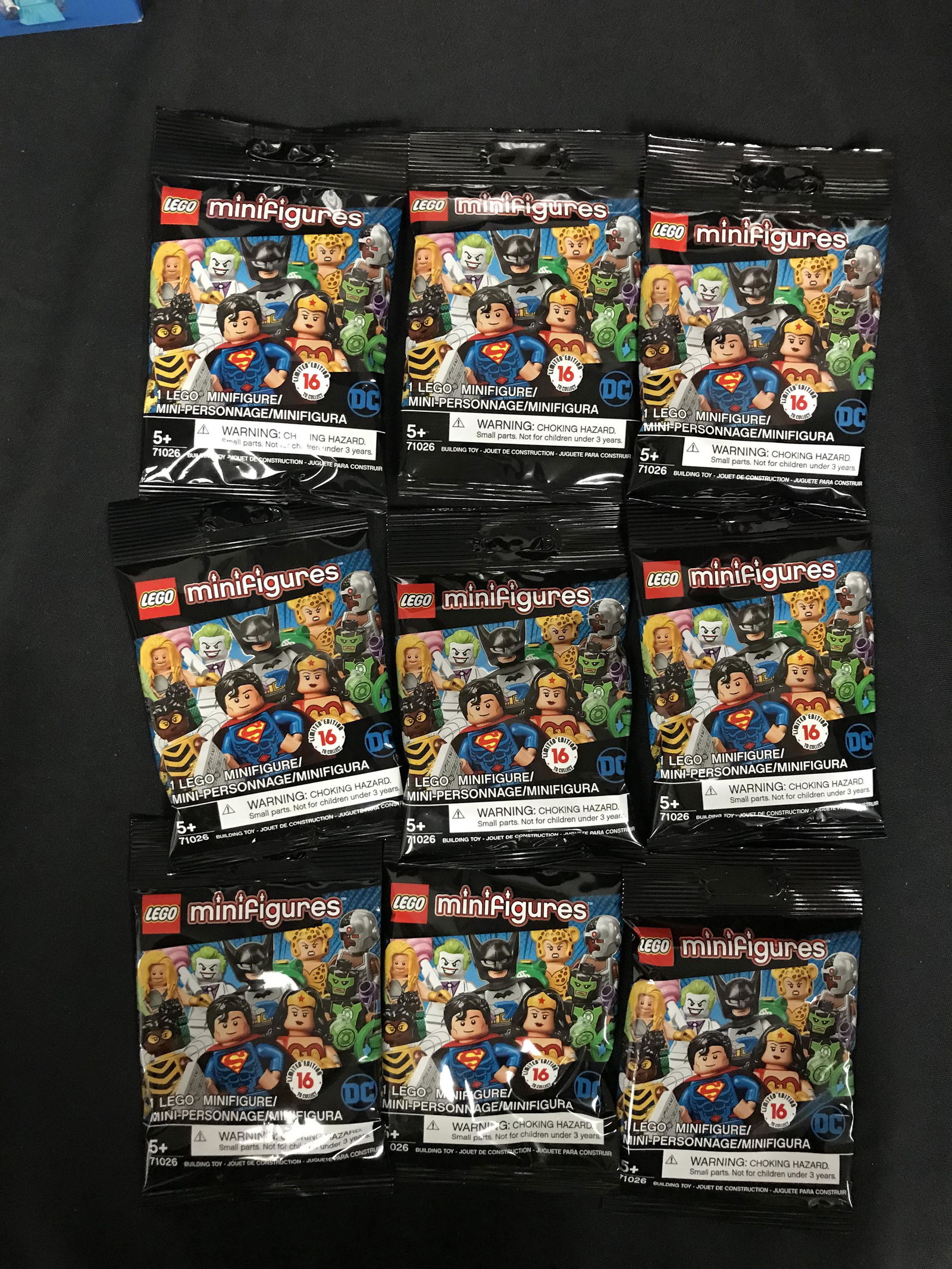 LEGO MINIFIGURES LOT (71026) (1 of 1)