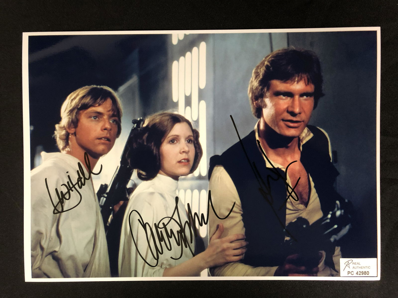 MARK HAMILL, CARRIE FISHER AND HARRISON FORD SIGNED 8X10 PHOTO (RA COA) (1 of 2)
