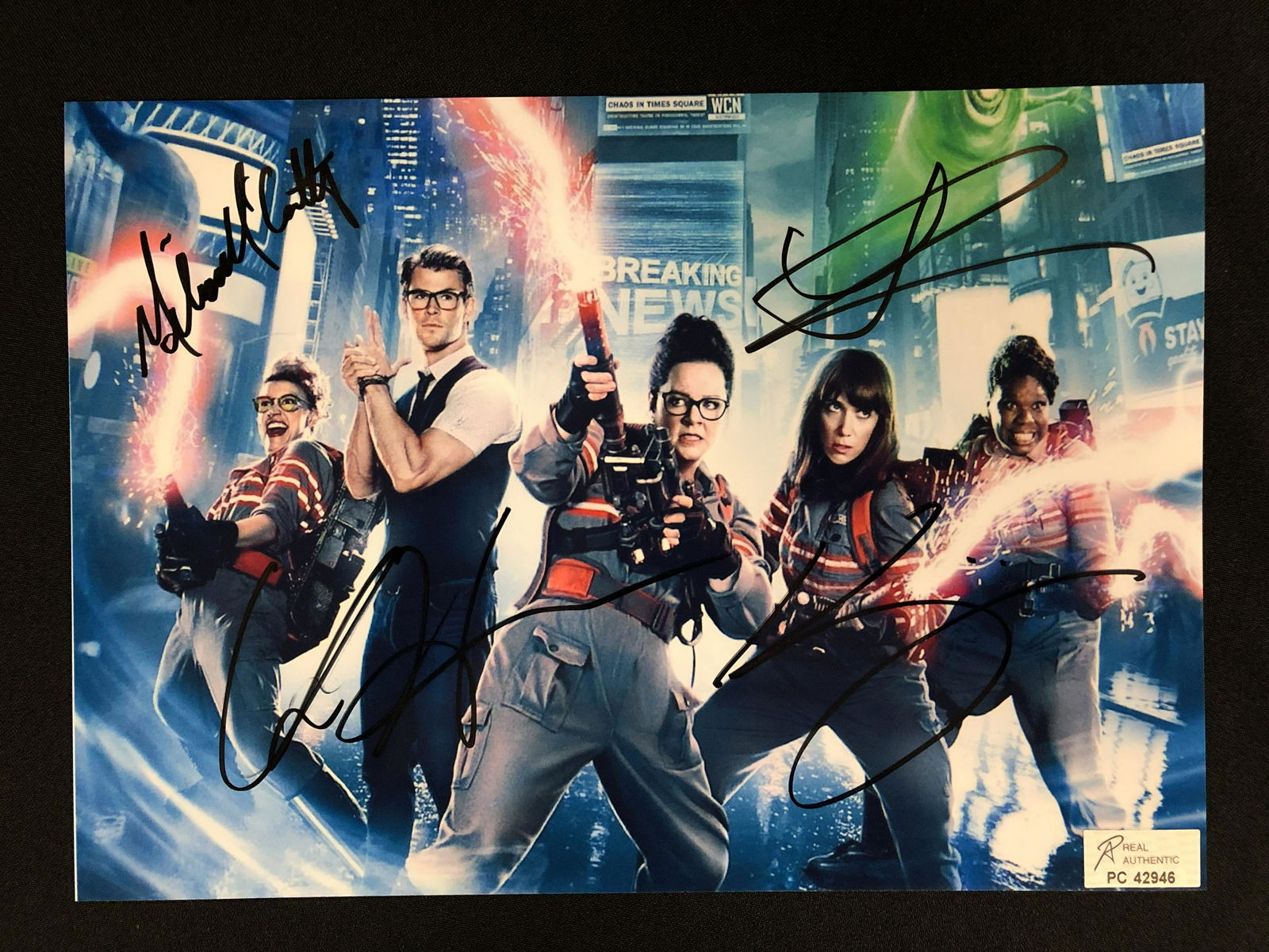 GHOSTBUSTERS CAST SIGNED 8 X 10 (RA COA) (1 of 2)
