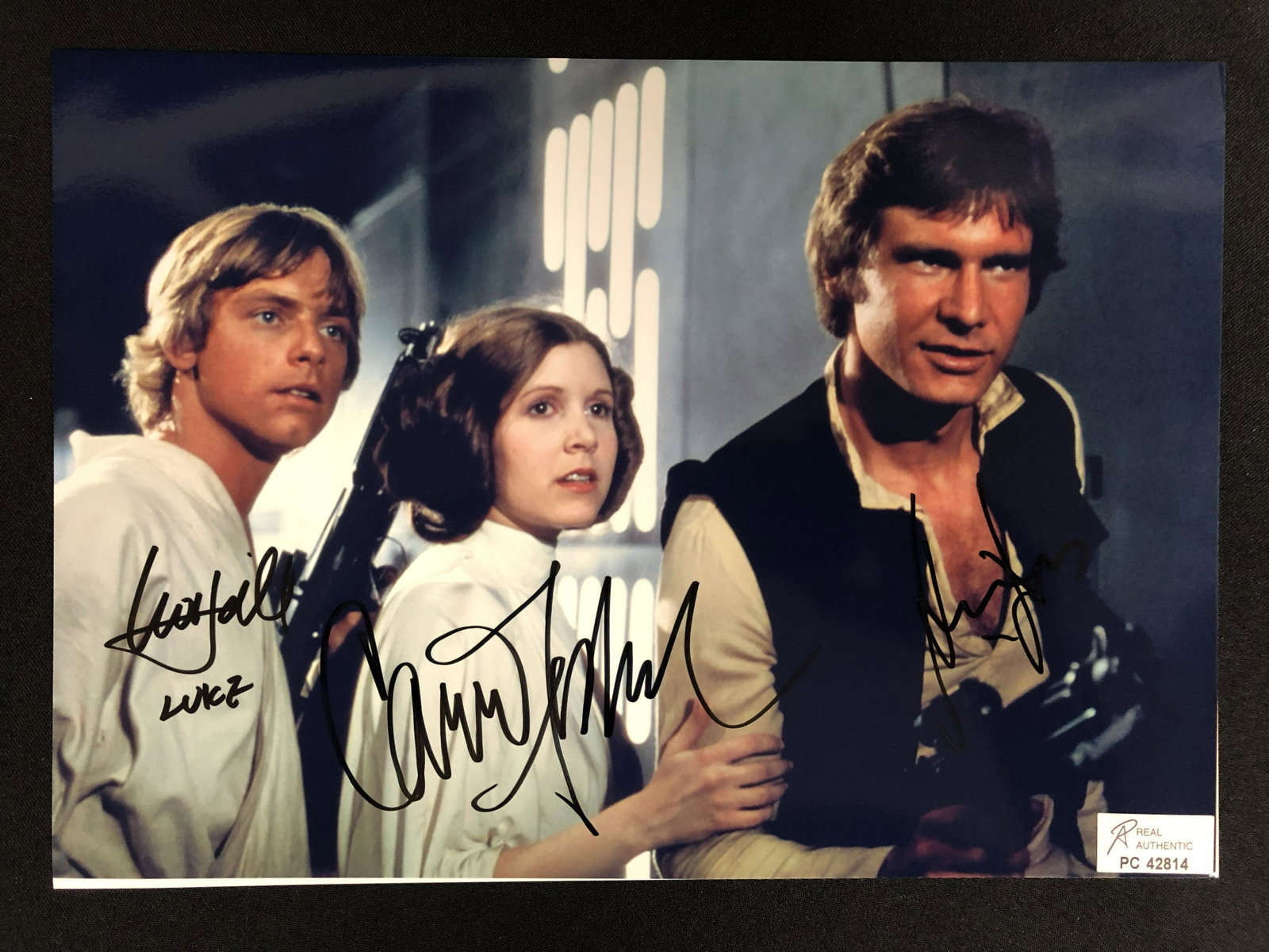 STAR WARS CAST SIGNED 8 X 10 (FISHER, FORD , HAMILL) RA COA: STAR WARS CAST SIGNED 8 X 10 (FISHER, FORD , HAMILL) RA COA
