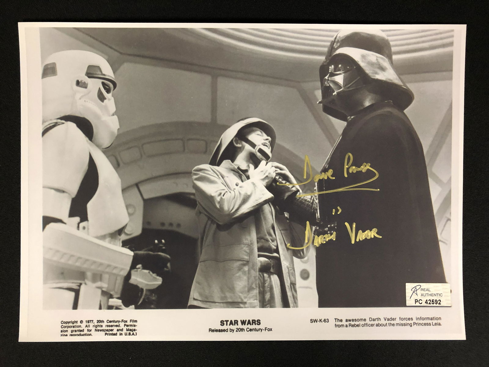 DAVID PROWSE SIGNED STAR WARS 8 X 10 (RA COA) (1 of 2)