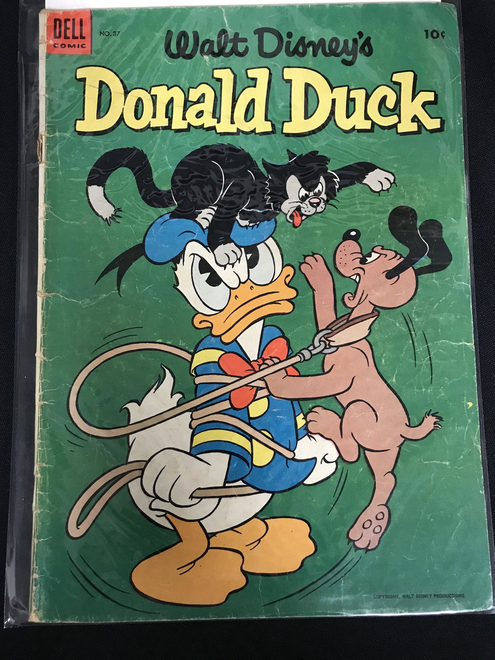 WALT DISNEY'S DONALD DUCK NO.37 (DELL COMICS) (1 of 1)