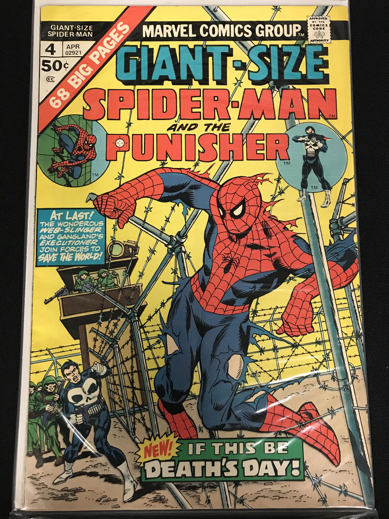 Giant-Size SPIDER-MAN AND THE PUNISHER NO.4 (MARVEL COMICS) (1 of 1)