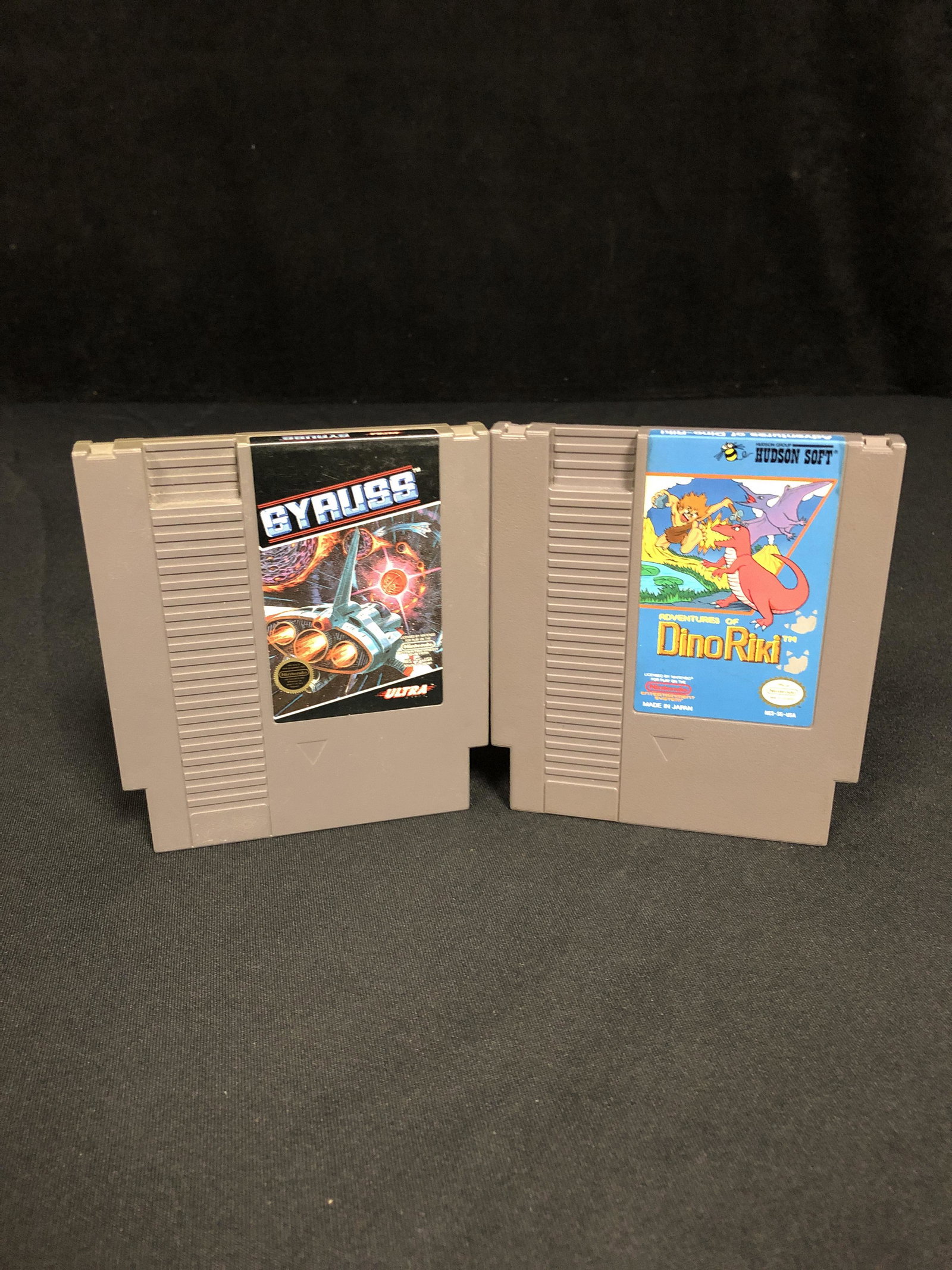 NINTENDO GAME LOT ( GYRUSS AND DINO RIKI): NINTENDO GAME LOT ( GYRUSS AND DINO RIKI)