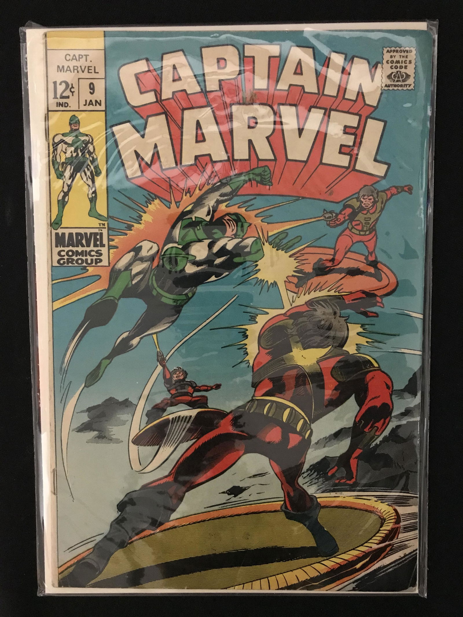 CAPTAIN MARVEL NO.9 (MARVEL COMICS) (1 of 1)