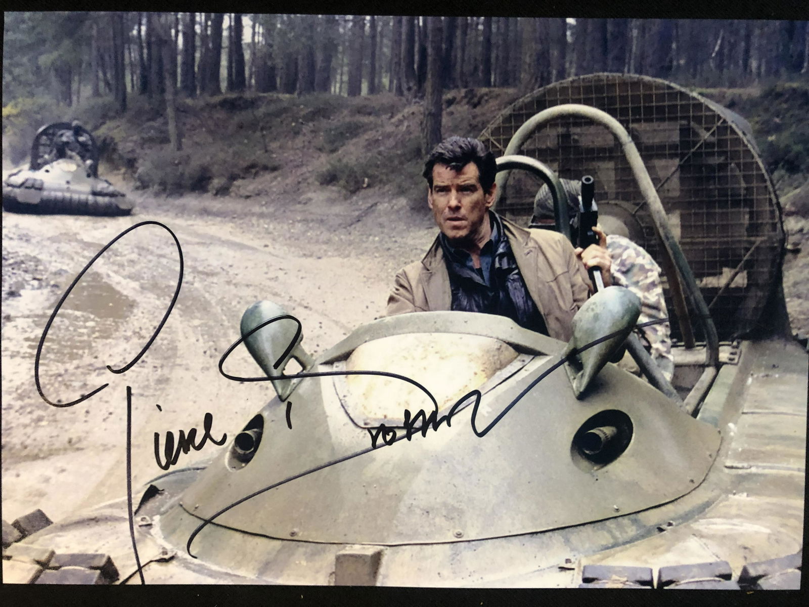 PIERCE BROSNAN SIGNED 8X10 PHOTO (RA COA) (1 of 2)