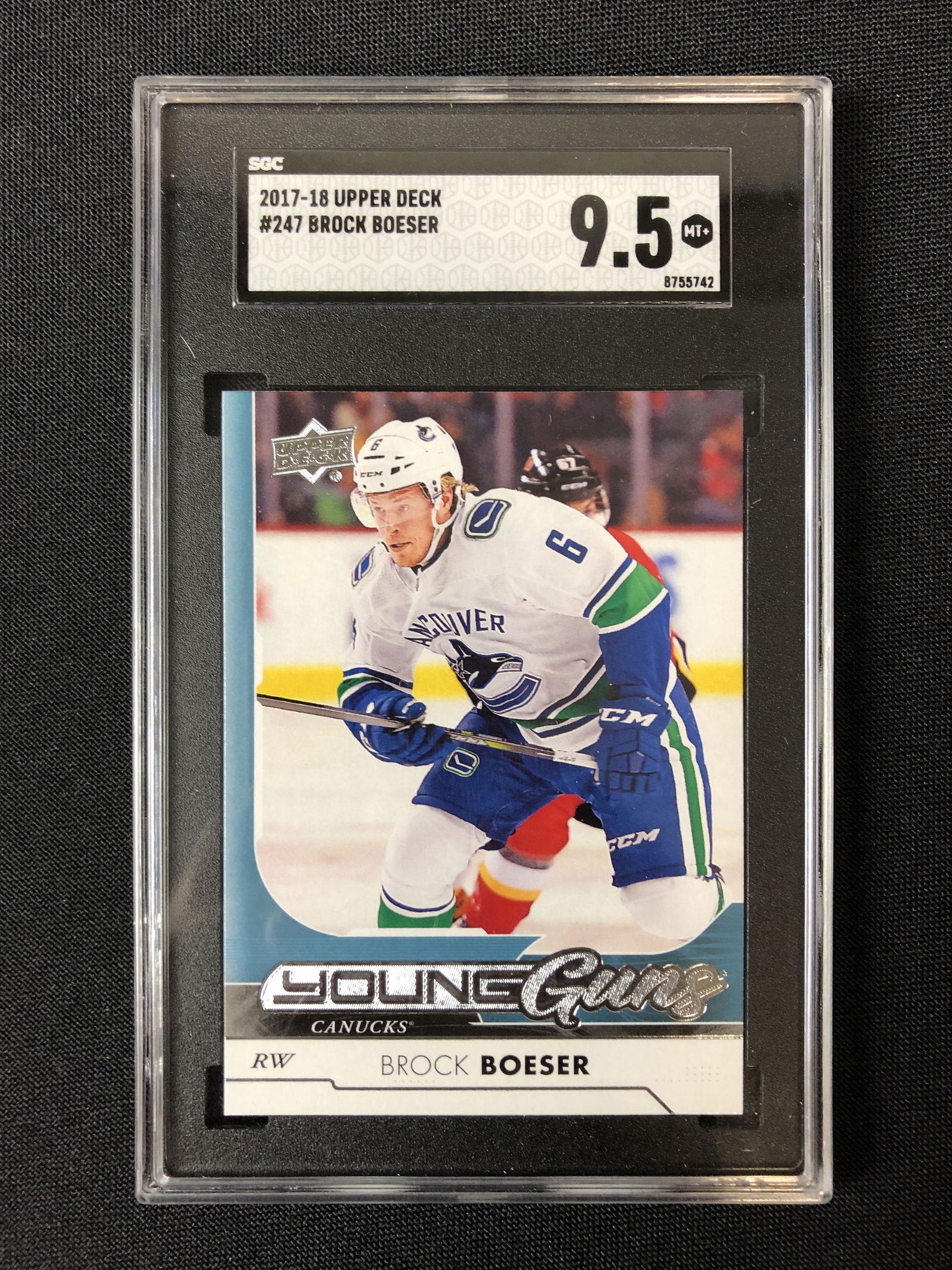 2017-18 UPPER DECK #247 BROCK BOESER GRADED SGC 9.5 (1 of 2)