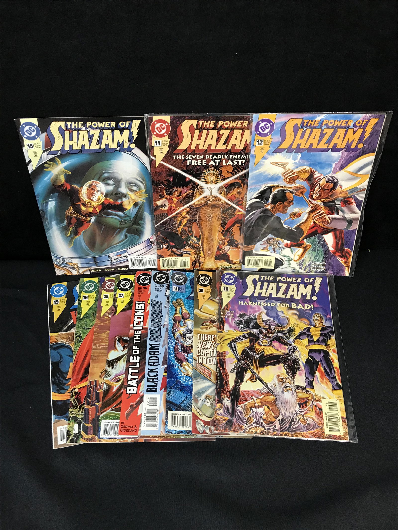 ASSORTED SHAZAM COMIC BOOK LOT (1 of 1)