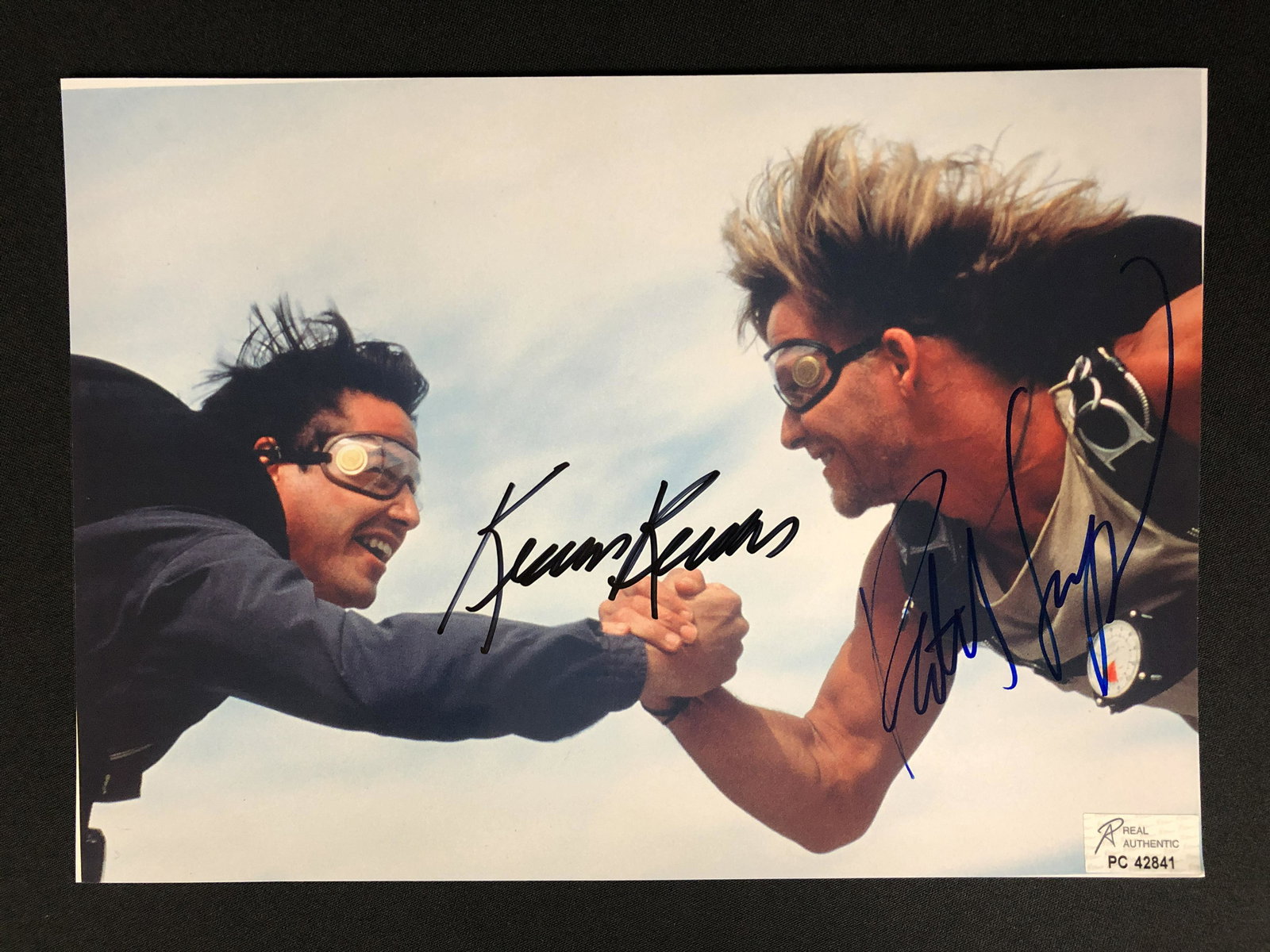 KEANU REEVES AND PATRICK SWAYZE DUAL-SIGNED 8X10 PHOTO (REAL AUTHENTIC COA) (1 of 2)