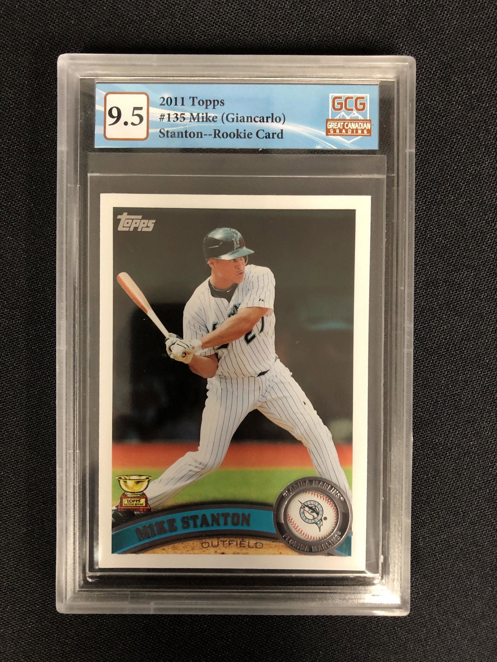 2011 TOPPS NO.135 MIKE GIANCARLO STANTON ROOKIE CARD (GCG 9.5): 2011 TOPPS NO.135 MIKE GIANCARLO STANTON ROOKIE CARD (GCG 9.5)