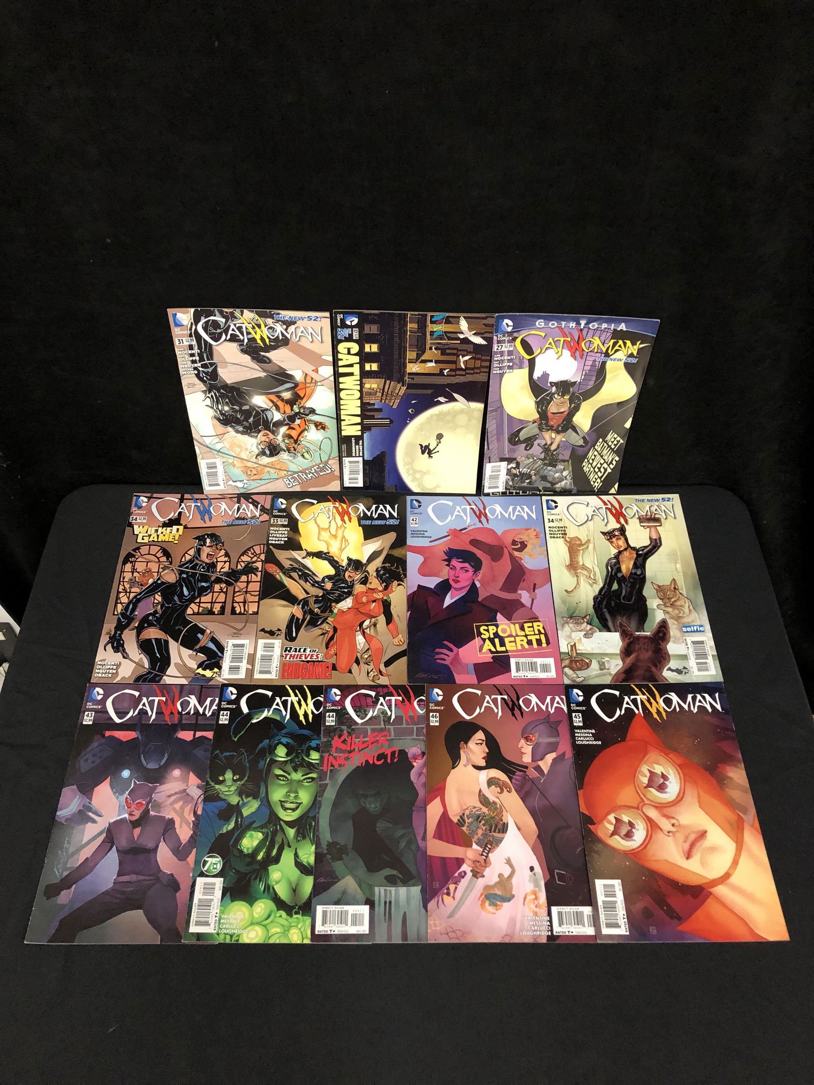 CATWOMAN COMIC BOOK LOT (DC COMICS) (1 of 1)