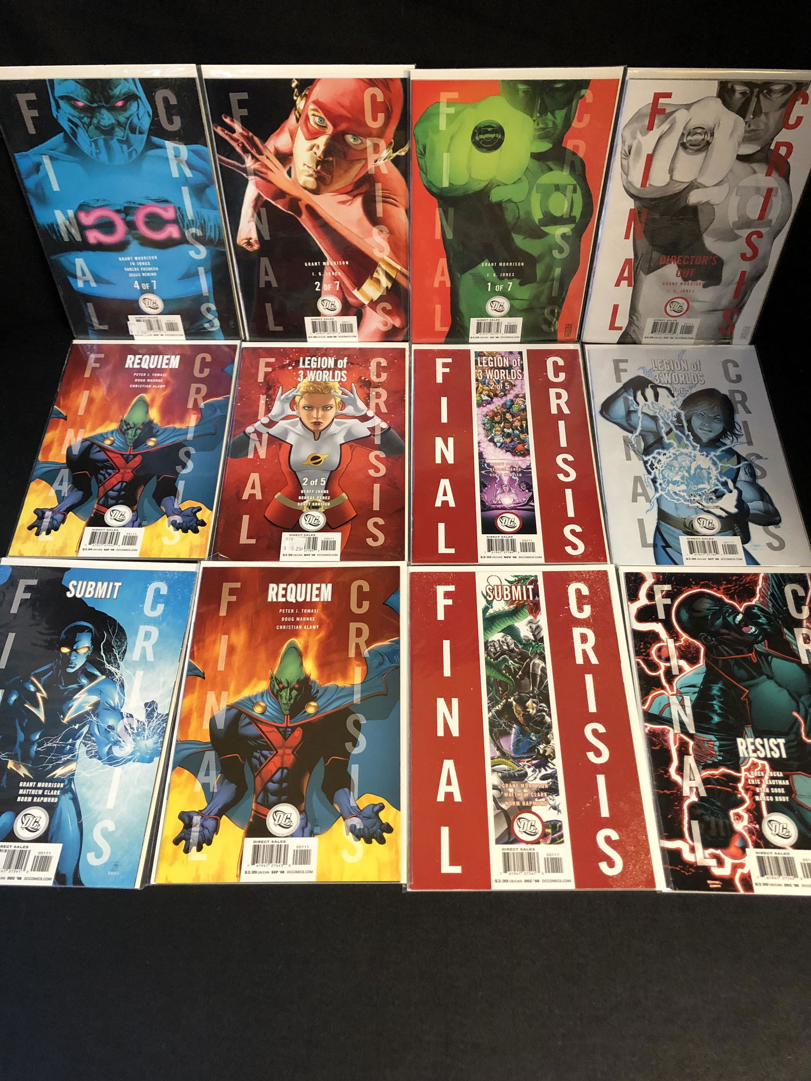 ASSORTED FINAL CRISIS COMIC BOOK LOT (1 of 1)