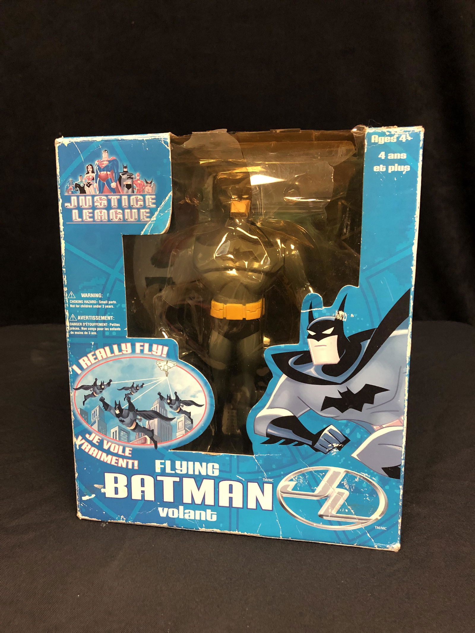 1:6 SCALE JUSTICE LAGE FLYING BATMAN STATUE (1 of 1)