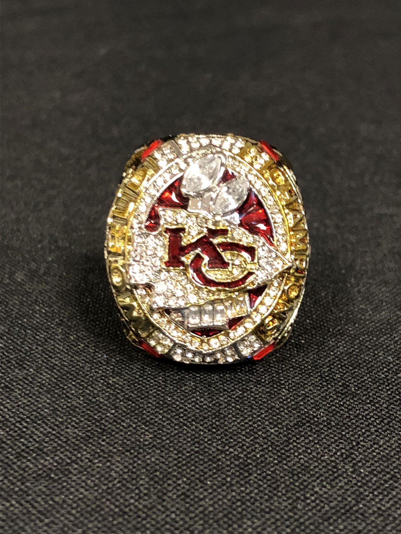 AAA REPLICA PATRICK MAHOMES KC CHIEFS SUPER BOWL RING (1 of 3)