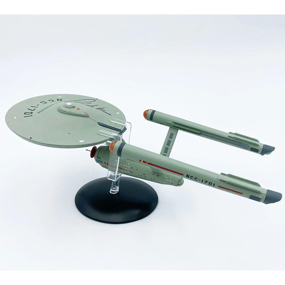 WILLIAM SHATNER SIGNED 'U.S.S. ENTERPRISE NCC-1701 (1 of 4)