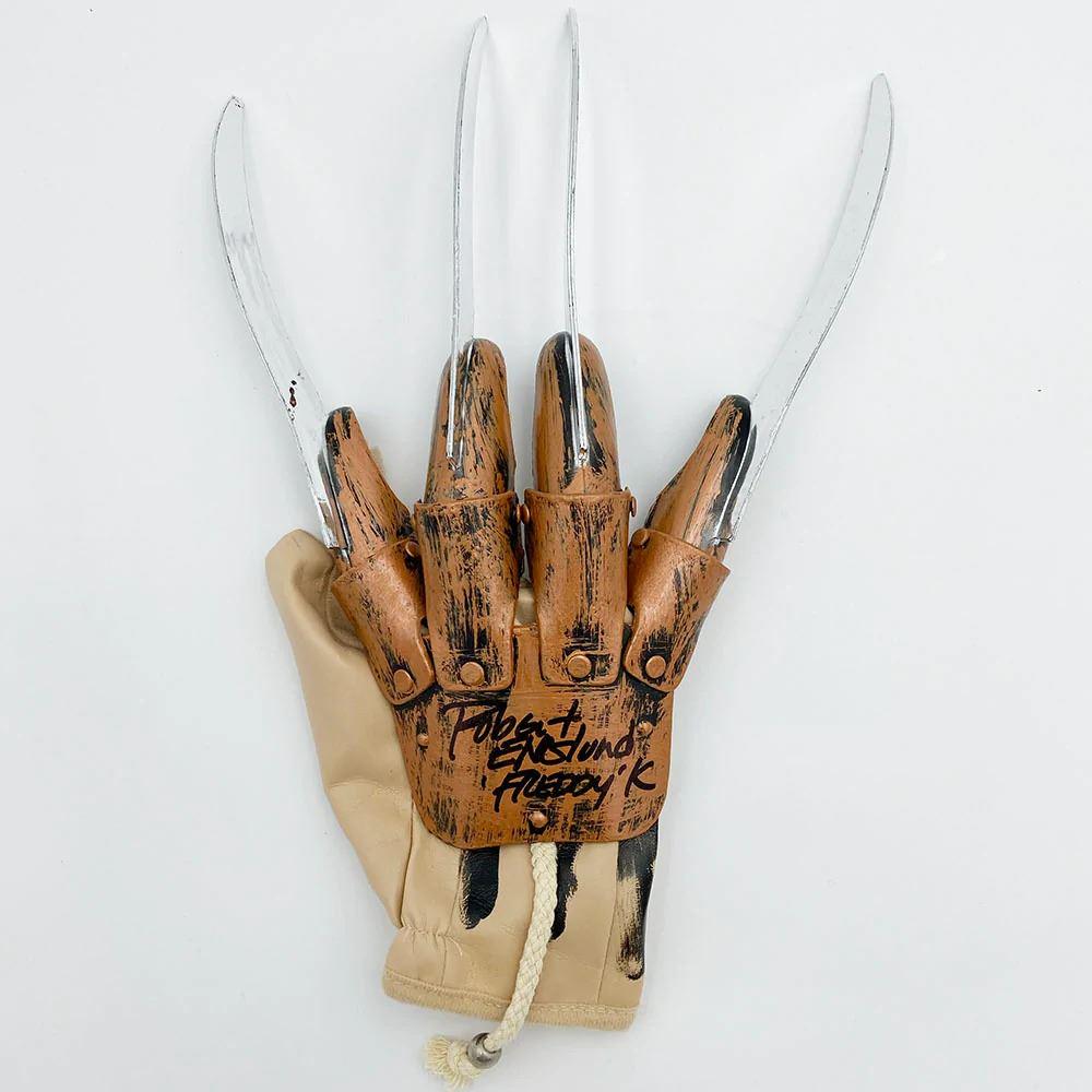 ROBERT ENGLUND SIGNED 'FREDDY KRUGER' GLOVE (FROZEN POND COA) (1 of 2)