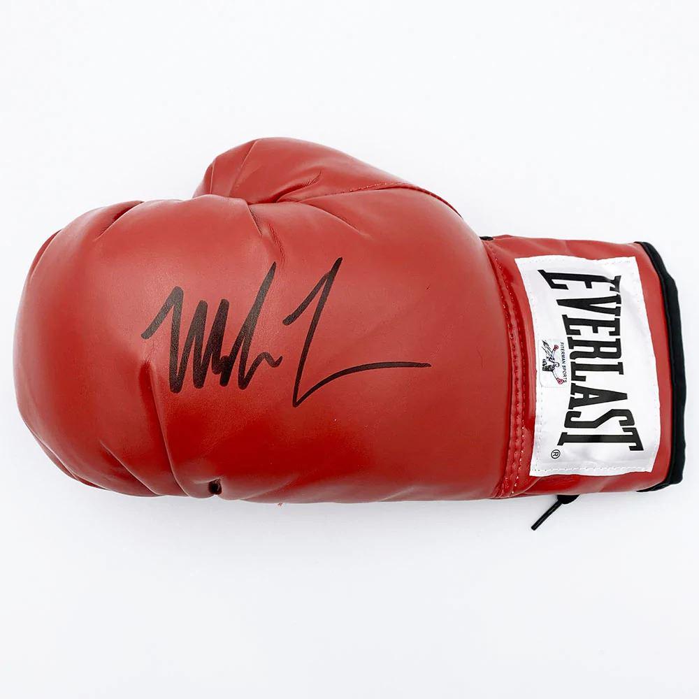 MIKE TYSON SIGNED RED EVERLAST GLOVE (FITERMAN COA): MIKE TYSON SIGNED RED EVERLAST GLOVE (FITERMAN COA)