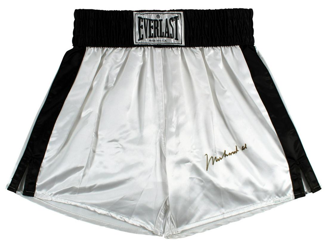 Muhammad Ali Authentic Signed White Everlast Boxing Trunks (Beckett) (1 of 4)