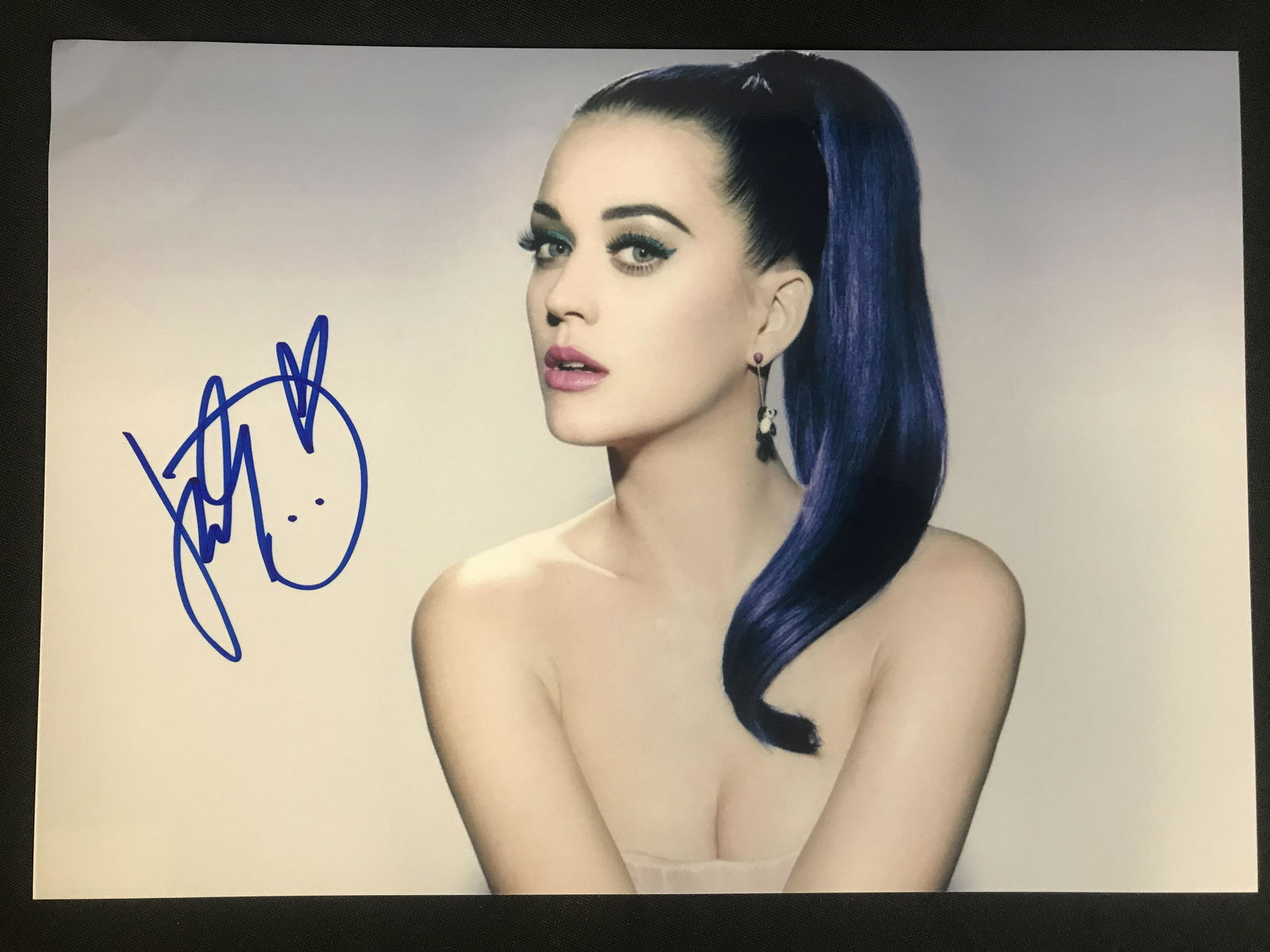 KATY PERRY SIGNED 8X10 PHOTO (RA COA) (1 of 2)