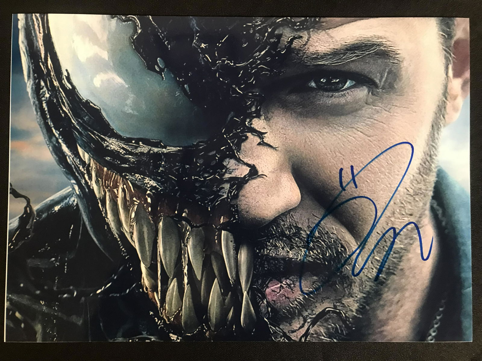 TOM HARDY SIGNED VENOM 8 X 10 (RA COA) (1 of 2)