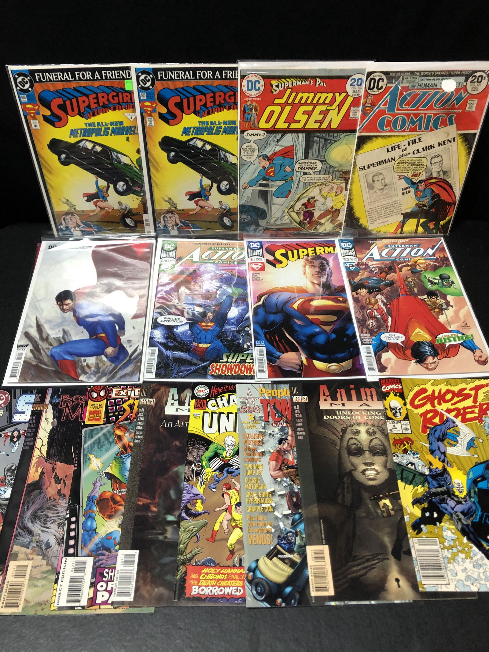 MARVEL AND DC SUPER HERO COMIC LOT (1 of 1)