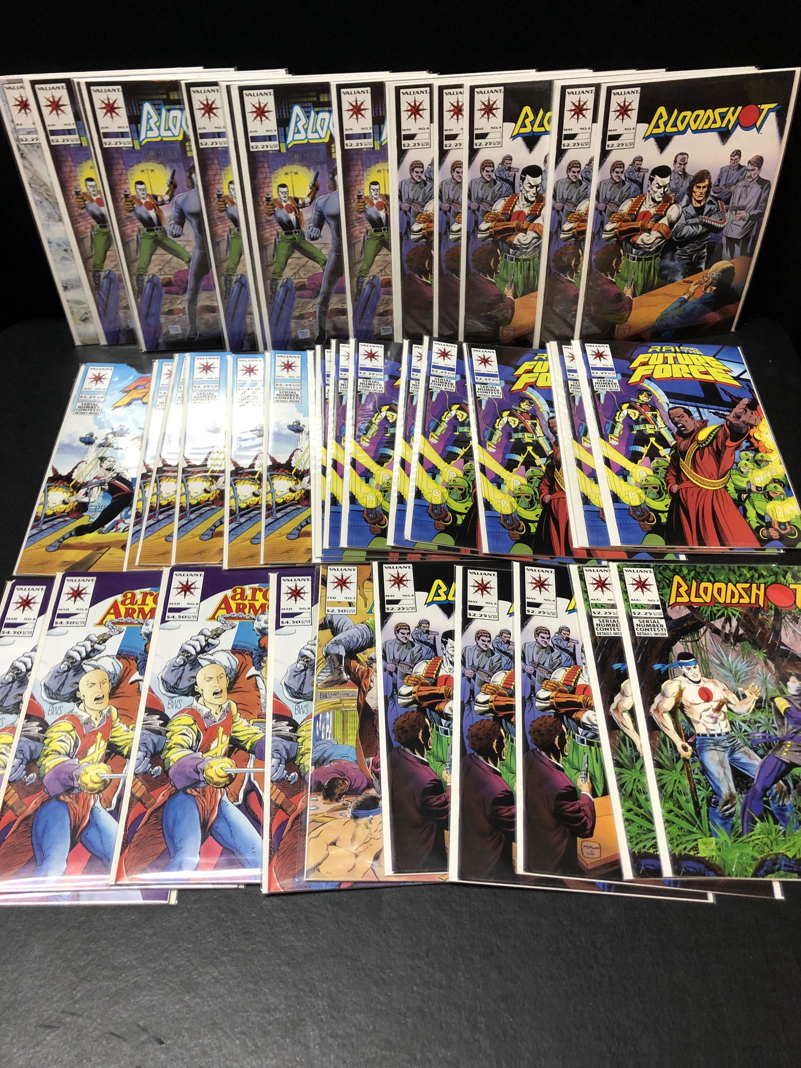 LARGE VALIANT COMIC BOOK LOT (UNREAD BOOKS) (1 of 1)