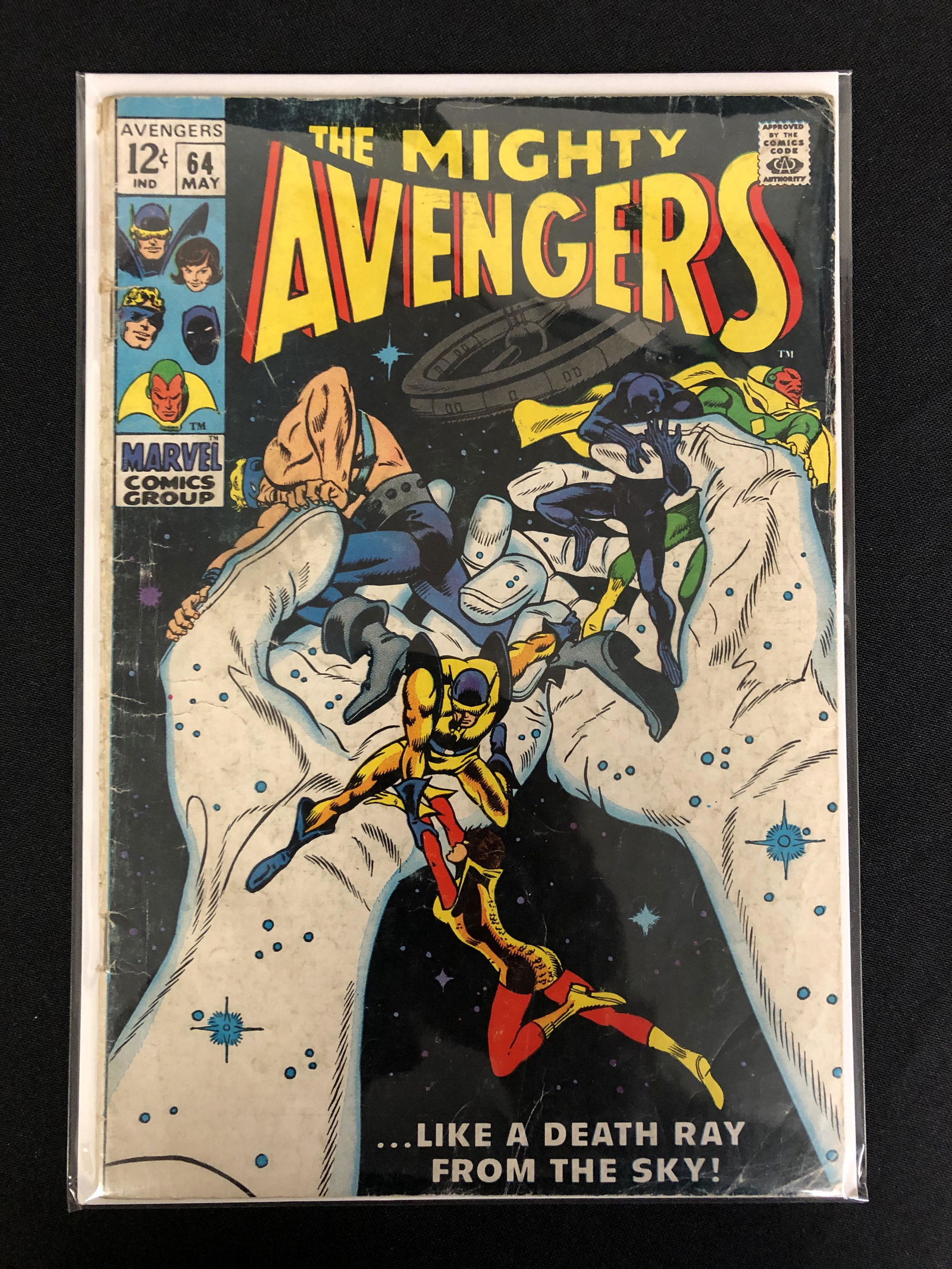 MARVEL COMICS THE MIGHTY AVENGERS NO.64 (1 of 1)