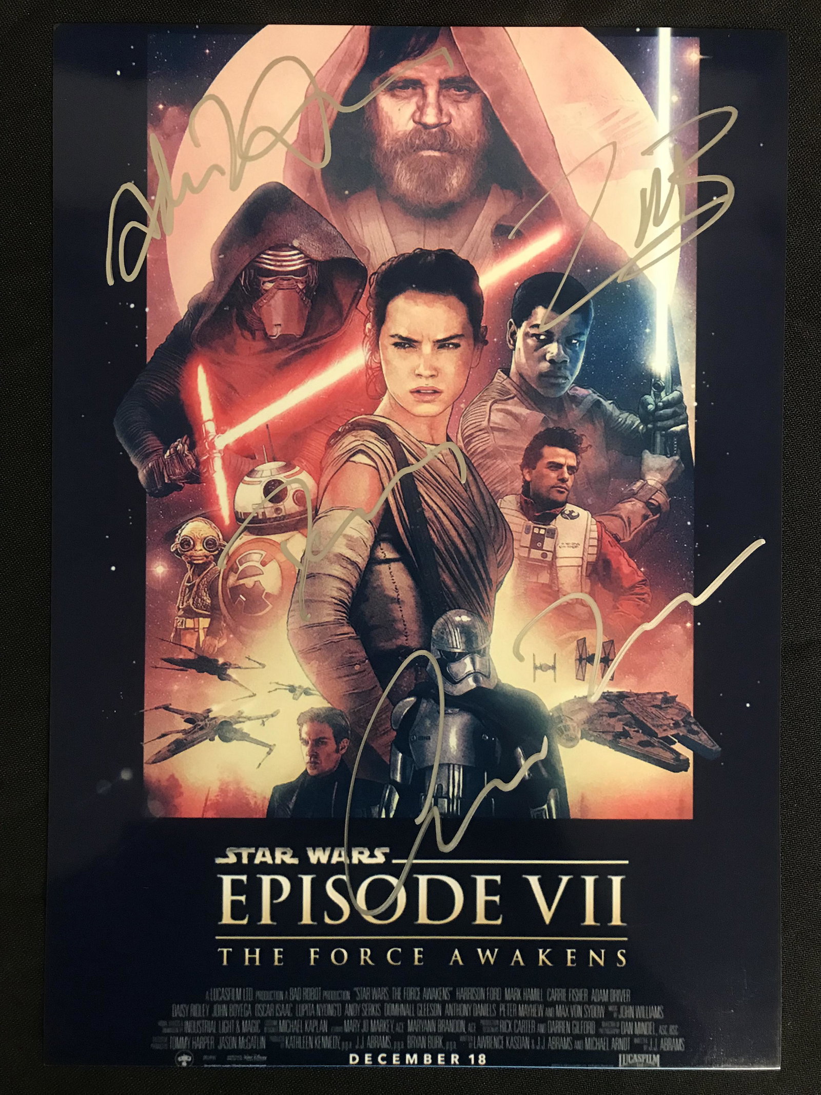 STAR WARS EPISODE VII CAST SIGNED 8 X 10 (RA COA): STAR WARS EPISODE VII CAST SIGNED 8 X 10 (RA COA)